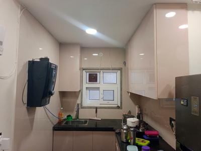 Kitchen Image of 650 Sq.ft 1 BHK Builder Floor for rent in Sector 14 Gurgaon for Rs. 29000