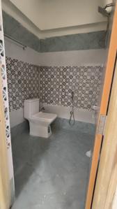 Bathroom Image of 720 Sq.ft 1 BHK Apartment / Flat for rent in Kondapur Hyderabad for Rs. 23000