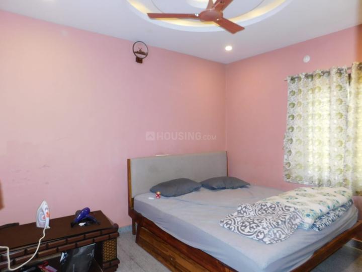 S2 Homes Avenue Bedroom 1