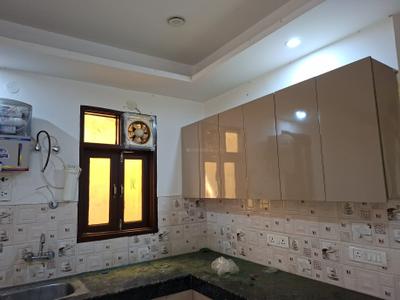 Kitchen Image of 750 Sq.ft 2 BHK Apartment / Flat for rent in Chhattarpur New Delhi for Rs. 22000