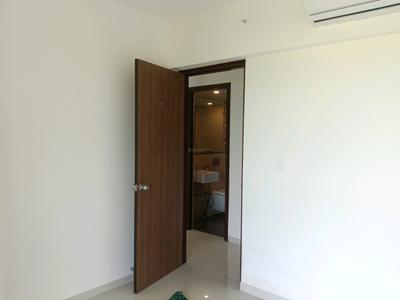 Bedroom Image of 900 Sq.ft 2 BHK Apartment / Flat for rent in Lodha Splendora Riverview, Kasarvadavali Thane for Rs. 27000