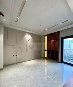 Bedroom Image of 2450 Sq.ft 4 BHK Builder Floor for sale in Model Town New Delhi for Rs. 51500000