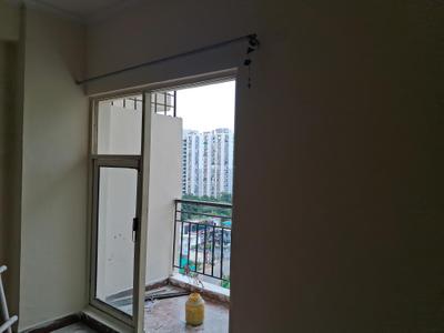 Bedroom Image of 1000 Sq.ft 2 BHK Apartment / Flat for sale in Gardenia Golf City, Sector 75 Noida for Rs. 8200005