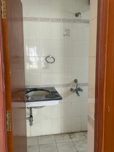 Bathroom Image of 2400 Sq.ft 3 BHK Villa for rent in Kovalam Chennai for Rs. 45000