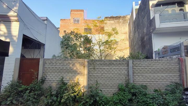 Vipul khand 4 Main Image 1