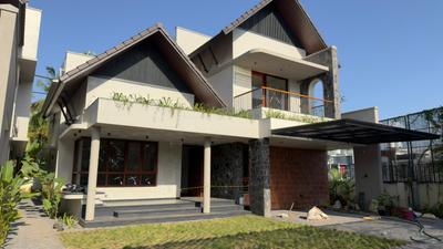 Image of 4350 Sq.ft 4 BHK Independent House for sale in Kakkanad, Kochi for Rs. 36000000