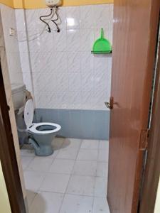 Bathroom Image of 1130 Sq.ft 3 BHK Apartment / Flat for sale in Starlite Sunny Seasons, Narendrapur Kolkata for Rs. 5200000