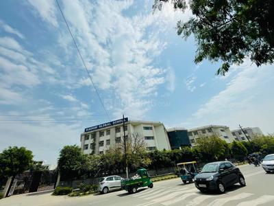 Image of 1200 Sq.ft 2 BHK Apartment / Flat for rent in Sector 73, Noida for Rs. 18500