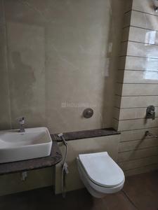 Bathroom Image of 1400 Sq.ft 3 BHK Apartment / Flat for sale in Kothrud Pune for Rs. 20000000
