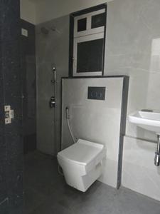 Common Bathroom Two Image of 1920 Sq.ft 3 BHK Apartment / Flat for sale in Khar West Mumbai for Rs. 100000000