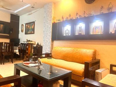 Hall Image of 3150 Sq.ft 4 BHK Builder Floor for sale in Janakpuri New Delhi for Rs. 70000000