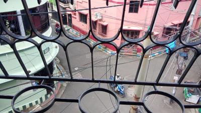 Balcony Image of 1000 Sq.ft 2 BHK Apartment / Flat for sale in Tollygunge Kolkata for Rs. 4000000