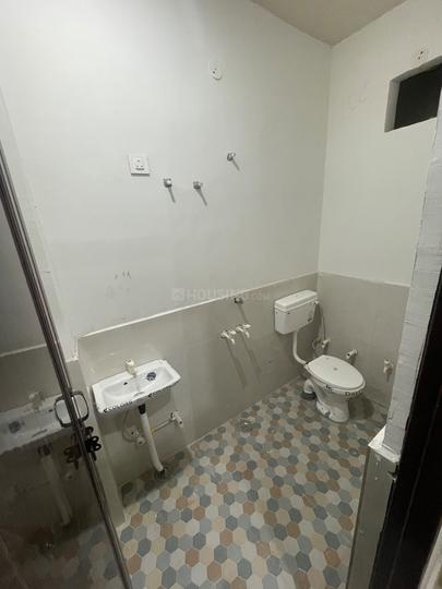 Veena Enclave Bathroom 1