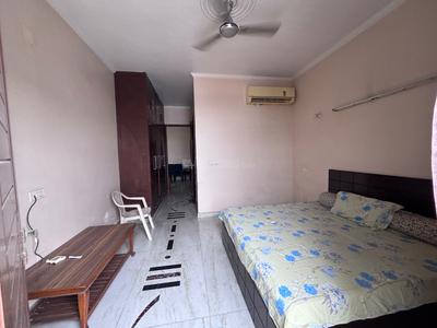 Bedroom Image of 1400 Sq.ft 1 BHK Builder Floor for rent in Sector 14 Faridabad for Rs. 25000