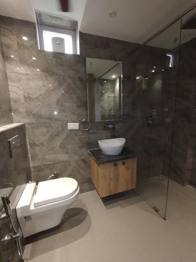 Saraswati Vihar, Pitampura Property Details Video 1