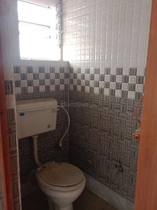 Bathroom Image of 700 Sq.ft 2 BHK Apartment / Flat for sale in Patuli Kolkata for Rs. 2750000