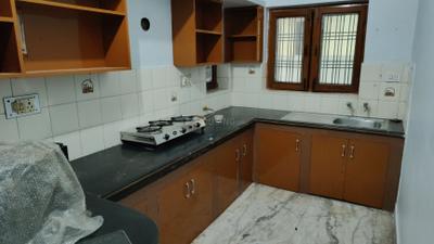 Kitchen Image of 2152 Sq.ft 2 BHK Builder Floor for rent in Gomti Nagar Lucknow for Rs. 25000