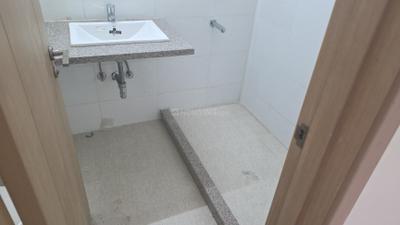 Image of 2350 Sq.ft 4 BHK Apartment / Flat for rent in DLF Express Greens, Manesar, Gurgaon for Rs. 45000