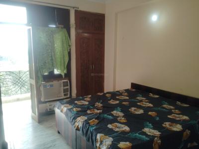 Bedroom Image of 900 Sq.ft 2 BHK Apartment / Flat for rent in  Eastend Apartments, Indirapuram Ghaziabad for Rs. 26000