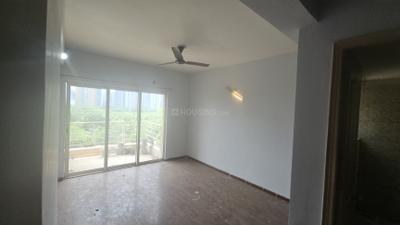 3 BHK Semi Furnished Flat