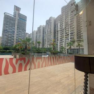 Balcony Image of 2250 Sq.ft 4 BHK Apartment / Flat for sale in Mahagun Moderne, Sector 78 Noida for Rs. 35000000