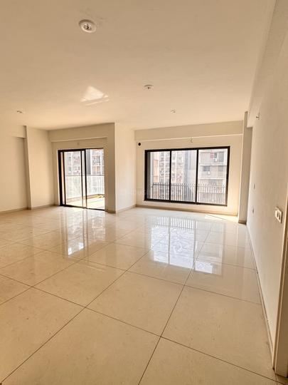 Swati Parkside Main Image 1