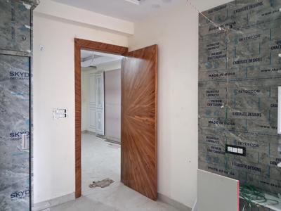 Bedroom Image of 1100 Sq.ft 2 BHK Apartment / Flat for sale in DM Infra, Sector 102 Noida for Rs. 4500000