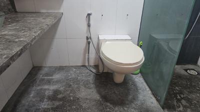 Prim Rose Bathroom Two 3