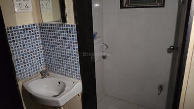 Bathroom Image of 650 Sq.ft 1 BHK Apartment / Flat for rent in Shree Aarambh, Mundhwa Pune for Rs. 20500
