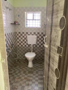 Bathroom Image of 600 Sq.ft 1 BHK Apartment / Flat for rent in Varthur Bengaluru for Rs. 15500