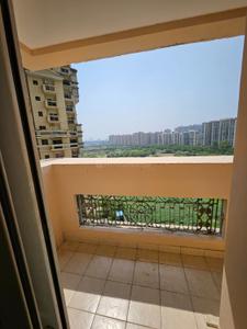 Balcony Image of 1260 Sq.ft 2.5 BHK Apartment / Flat for rent in Supertech The Romano, Sector 118 Noida for Rs. 25000