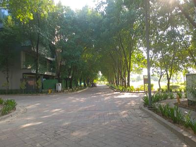 Image of 300 Sq.ft Residential Plot / Land for sale in Sector 102, Gurgaon for Rs. 100000000