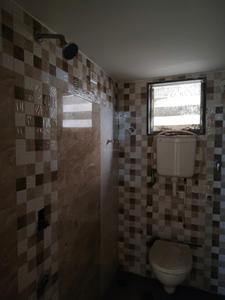 Common Bathroom Image of 530 Sq.ft 1 BHK Apartment / Flat for rent in Haware Dahlia Bldg A D And E, Kasarvadavali Thane for Rs. 15999