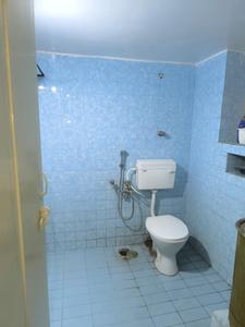 Common Bathroom Two Image of 1200 Sq.ft 2 BHK Independent House for rent in Wilson Garden Bengaluru for Rs. 40000