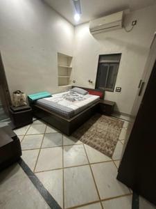 Bedroom Image of 1450 Sq.ft 2 BHK Apartment / Flat for rent in Shahibaug Ahmedabad for Rs. 22000