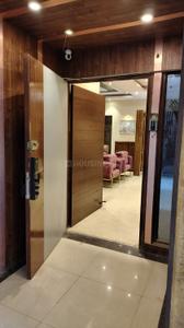 Image of 3000 Sq.ft 4 BHK Apartment / Flat for rent in Rohtas Presidential Tower, Gomti Nagar, Lucknow for Rs. 150000
