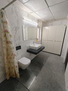 Bathroom Image of 2550 Sq.ft 5 BHK Apartment / Flat for sale in Shalimar Gallant by Shalimar Corp Limited, Daliganj Lucknow for Rs. 46000000