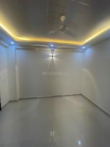 Hall Image of 600 Sq.ft 2 BHK Apartment / Flat for rent in Sector 73 Noida for Rs. 21000