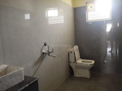 Bathroom Image of 4000 Sq.ft 12 BHK Independent House for rent in Morabadi Ranchi for Rs. 100000