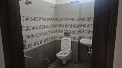 Image of 2400 Sq.ft 3 BHK Duplex for sale in Nipania, Indore for Rs. 12200000