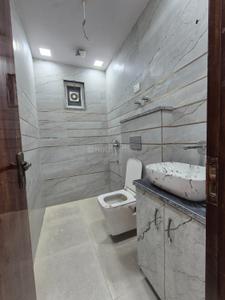 Image of 1000 Sq.ft 2 BHK Builder Floor for sale in Ramesh Nagar, New Delhi for Rs. 14900000