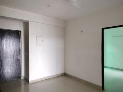 Living Room Image of 750 Sq.ft 3 BHK Apartment / Flat for sale in Amolik Sankalp, Sector 85 Faridabad for Rs. 7500000