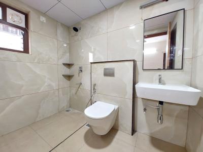 Bathroom Image of 1750 Sq.ft 3.5 BHK Apartment / Flat for rent in Raja Annamalai Puram Chennai for Rs. 100000