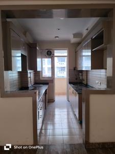 Kitchen Image of 1545 Sq.ft 3.5 BHK Apartment / Flat for sale in Amrapali Silicon City, Sector 76 Noida for Rs. 17000000
