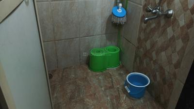 Bathroom Image of 680 Sq.ft 1 BHK Apartment / Flat for rent in Aaron Kanupriya, Kamothe Navi Mumbai for Rs. 20000