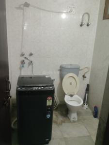 Bathroom Image of 1000 Sq.ft 2 BHK Builder Floor for rent in Sector 56 Gurgaon for Rs. 38000