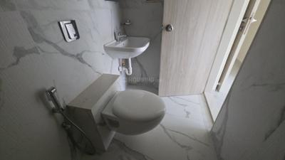 Image of 750 Sq.ft 2 BHK Apartment / Flat for rent in Swastik Platinum, Vikhroli East, Mumbai for Rs. 55000