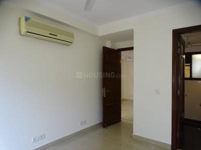 Bedroom Image of 2700 Sq.ft 3 BHK Builder Floor for rent in New Friends Colony New Delhi for Rs. 85000