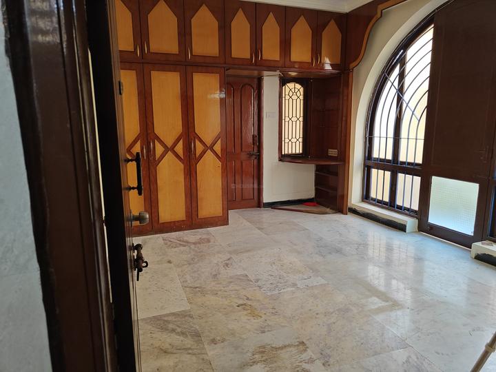 Triplicane Bedroom 1