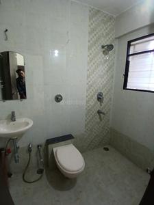 Bathroom Image of 2000 Sq.ft 3 BHK Apartment / Flat for rent in Lotus Court, Civil Lines Nagpur for Rs. 40000
